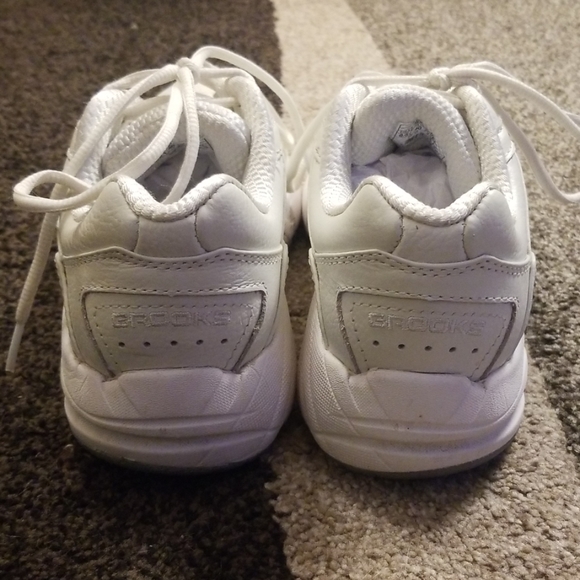 New Balance/Brooks - 8.5 - Addiction Walker - Picture 6 of 8